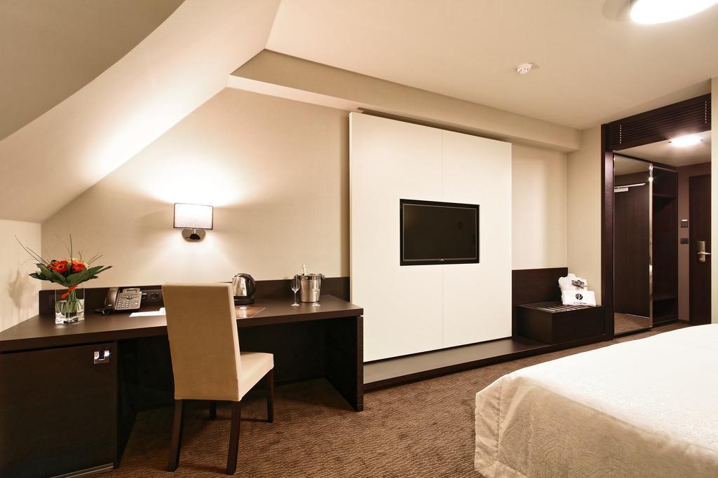 Hotel Victory Popuvky Εξωτερικό φωτογραφία