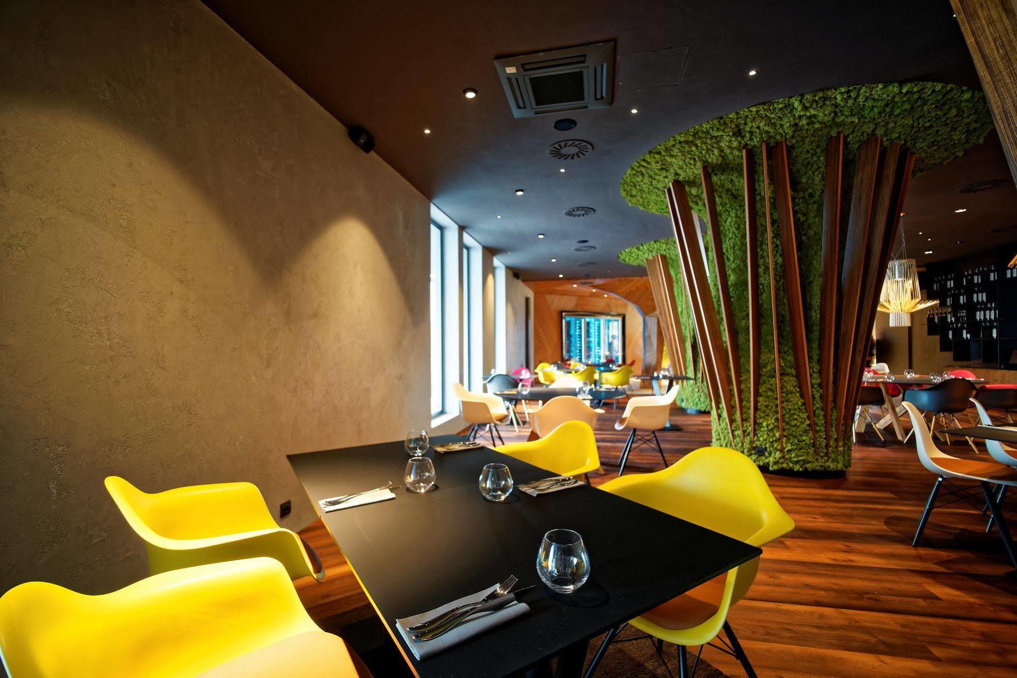 Hotel Victory Popuvky Εξωτερικό φωτογραφία