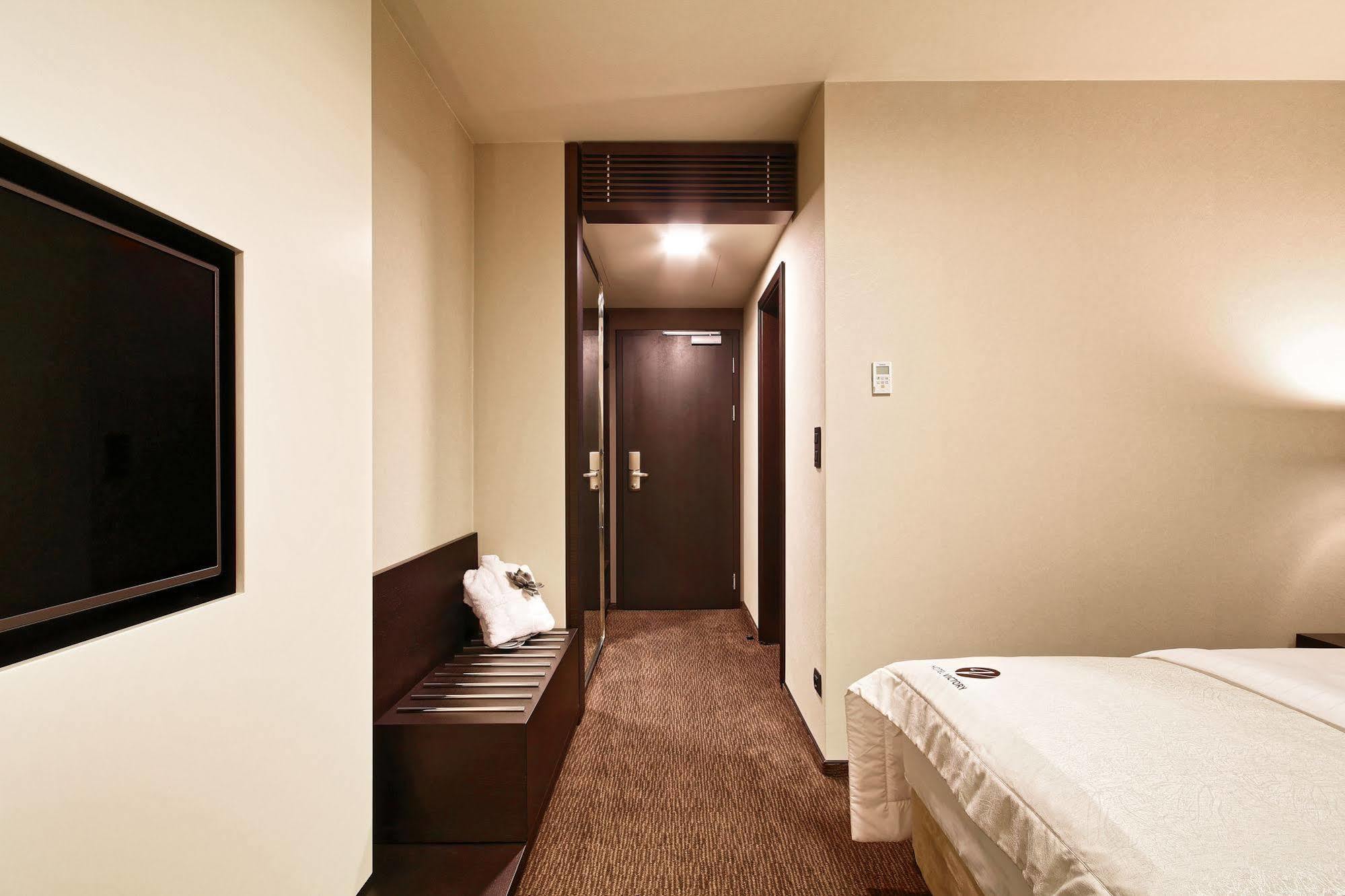 Hotel Victory Popuvky Εξωτερικό φωτογραφία
