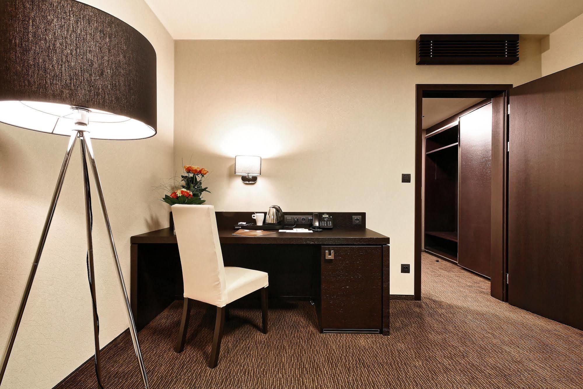 Hotel Victory Popuvky Εξωτερικό φωτογραφία